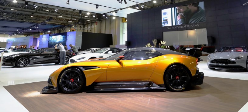 2017 İSTANBUL AUTOSHOW: ASTON MARTİN VULCAN