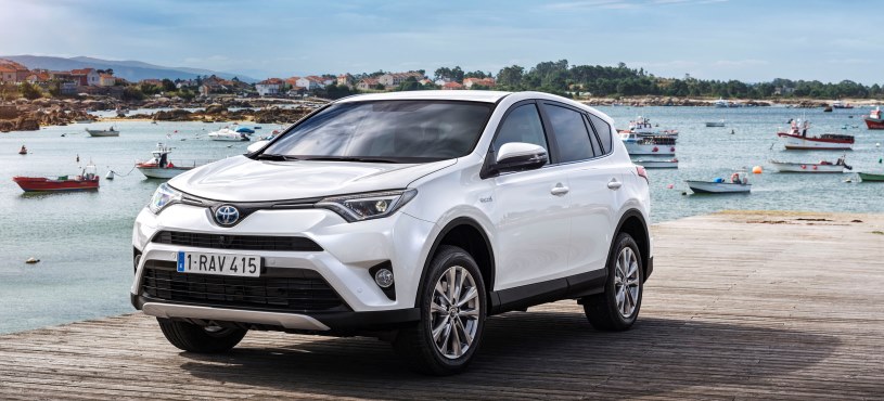 DÜNYANIN EN ÇOK SATILAN SUV’U TOYOTA RAV4