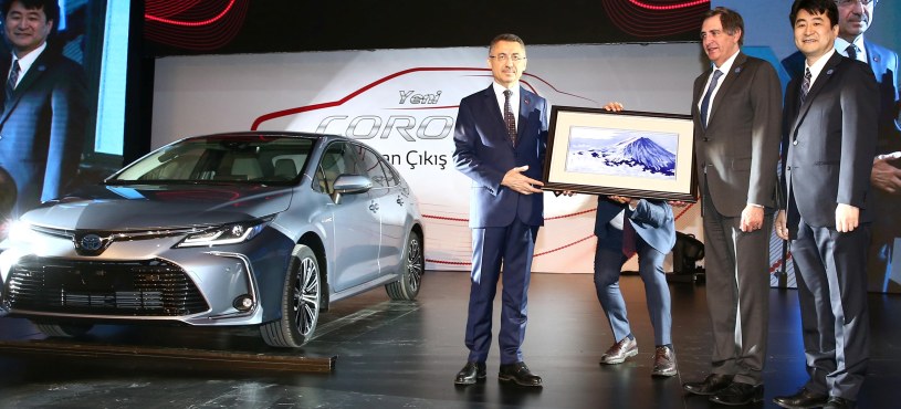 YENİ TOYOTA COROLLA SEDAN ÜRETİM HATTINDAN İNDİ